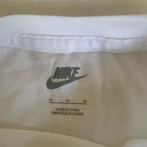 Nike white long sleeve top - Picture 2 of 2